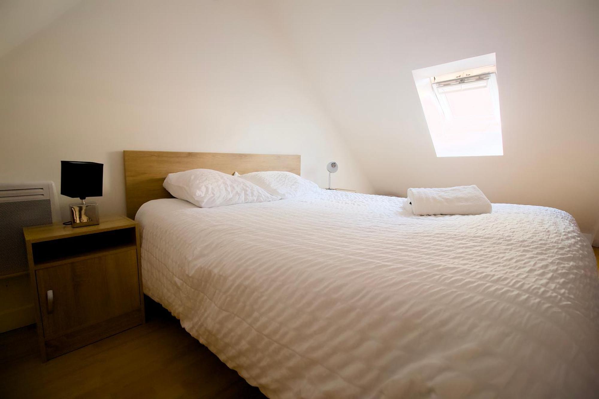Triplex Lumineux A Cherbourg, Hyper Centre, 2 Pas Du Port & Vie Nocturne, Intendance Luxury Host Dış mekan fotoğraf